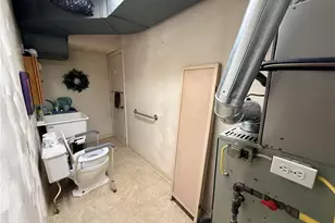 321 Butler Rd, East Franklin Township, PA 16201 - Photo 14