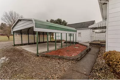 9 Jordan Street, Fairchance, PA 15436 - Photo 6