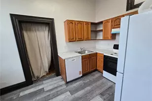 812 McClure St, Homestead, PA 15120 - Photo 1