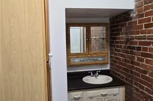 812 McClure St, Homestead, PA 15120 - Photo 6