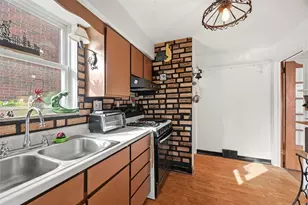 7210 Raymond St, Pittsburgh, PA 15218 - Photo 12