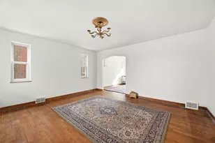 7210 Raymond St, Pittsburgh, PA 15218 - Photo 6