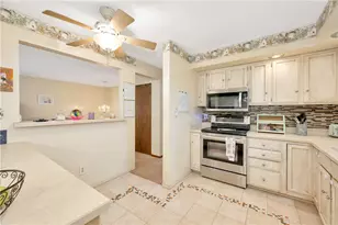 120 Lyn Dale Dr, Center Township, PA 16001 - Photo 6