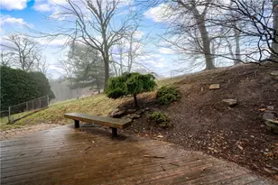 120 Lyn Dale Dr, Center Township, PA 16001 - Photo 28