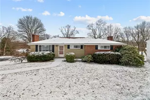 109 Clearview Dr, Peters Township, PA 15317 - Photo 1