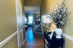 105 Maple Ridge Dr, Canonsburg, PA 15317 - Photo 2