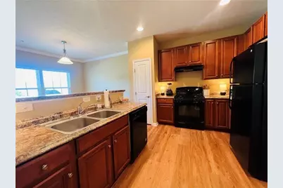 105 Maple Ridge Dr, Canonsburg, PA 15317 - Photo 6