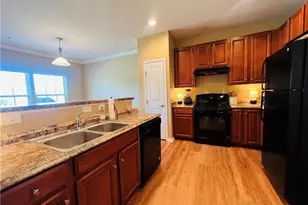 105 Maple Ridge Dr, Canonsburg, PA 15317 - Photo 6