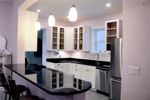 352 Marshall Ave, Marshall Shadeland, PA 15214 - Photo 8