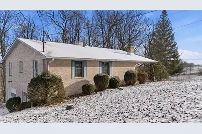 120 Grandview Dr, South Buffalo Township, PA 16229 - Photo 1