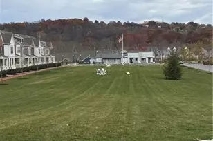 1439 Hastings Cres, South Fayette, PA 15017 - Photo 12