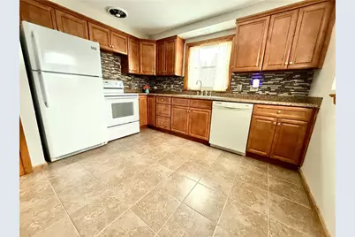 332 E Maitland Ln, Neshannock Township, PA 16105 - Photo 10