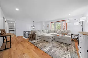 4698 Pembroke Ct, Hampton, PA 15101 - Photo 12