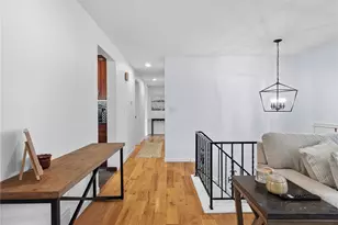 4698 Pembroke Ct, Hampton, PA 15101 - Photo 6