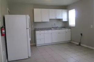 1200 Holmes St, McKees Rocks, PA 15136 - Photo 10