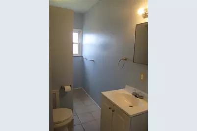 1200 Holmes St, McKees Rocks, PA 15136 - Photo 8