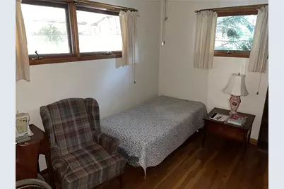 38 3rd St, Scottdale, PA 15638 - Photo 10