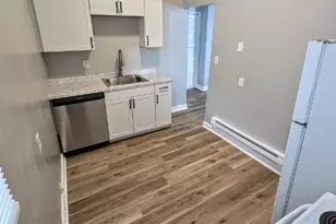 526 E 8th Ave, Munhall, PA 15120 - Photo 4