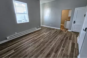 526 E 8th Ave, Munhall, PA 15120 - Photo 2