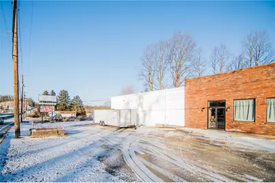 320 Lincoln Highway West, Hempfield Township, PA 15644 - Photo 12