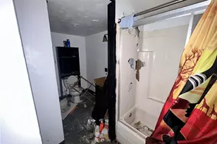 130 Zara St, Pittsburgh, PA 15210 - Photo 14