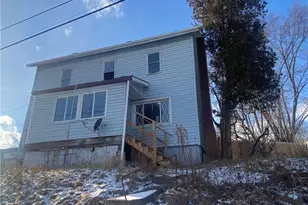 511 N 4th St, Youngwood, PA 15697 - Photo 10