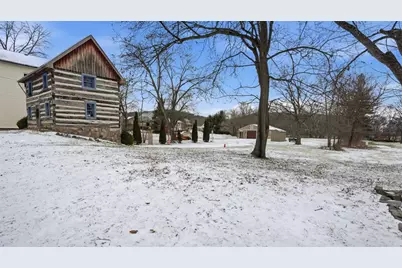 247 Mercer St, Harmony Boro, PA 16037 - Photo 4