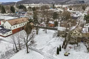 247 Mercer St, Harmony Boro, PA 16037 - Photo 10