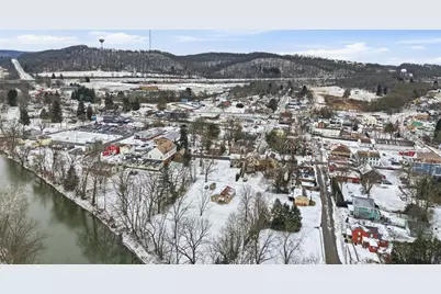 247 Mercer St, Harmony Boro, PA 16037 - Photo 14