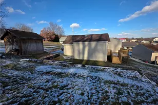 63 Hickory St, Ellsworth Boro, PA 15331 - Photo 22