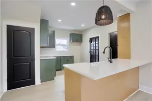 316 Line Ave, Ellwood City, PA 16117 - Photo 8