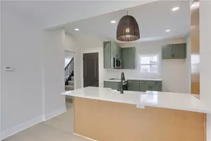 316 Line Ave, Ellwood City, PA 16117 - Photo 10