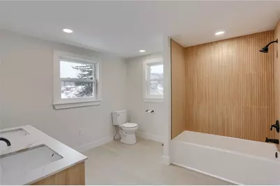 316 Line Ave, Ellwood City, PA 16117 - Photo 30