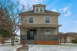 316 Line Ave, Ellwood City, PA 16117 - Photo 1