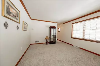 105 Birchwood Way, Irwin, PA 15642 - Photo 10