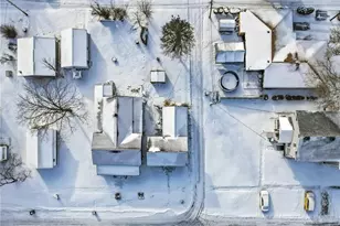 305 Jackson St, Jamestown, PA 16134 - Photo 6