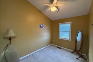 3031 Estate Dr, North Fayette, PA 15071 - Photo 10