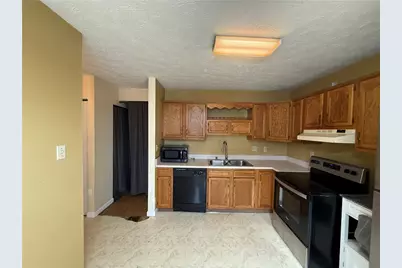 3031 Estate Dr, North Fayette, PA 15071 - Photo 2