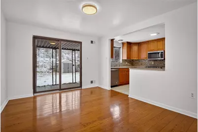 216 Manor Dr, Pittsburgh, PA 15236 - Photo 10