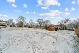 1501 Middlecrest Dr, Pittsburgh, PA 15116 - Photo 26