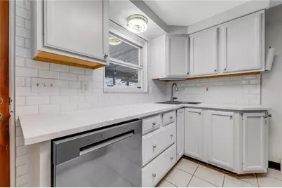 2337 Potomac Ave, Pittsburgh, PA 15216 - Photo 10