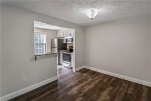 313 Scott Ln, Peters Township, PA 15367 - Photo 4