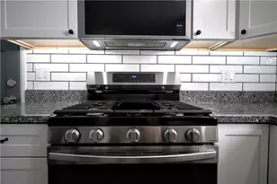 1311 Scenery Dr, Elizabeth Twp/Boro, PA 15037 - Photo 8