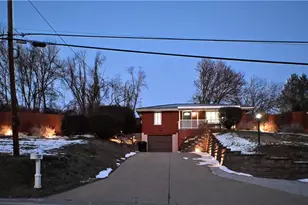 1311 Scenery Dr, Elizabeth Twp/Boro, PA 15037 - Photo 2