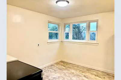 416 Penn Vista Dr, Pittsburgh, PA 15235 - Photo 6