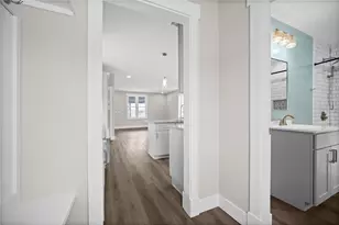 328 Line Ave, Ellwood City, PA 16117 - Photo 14