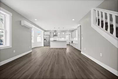 328 Line Ave, Ellwood City, PA 16117 - Photo 10