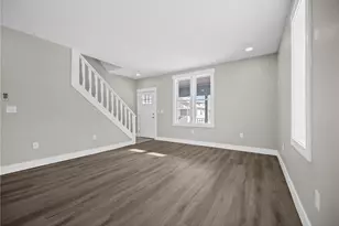 328 Line Ave, Ellwood City, PA 16117 - Photo 8