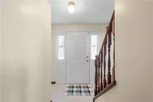 5513 Claytonia Dr, Bethel Park, PA 15102 - Photo 4