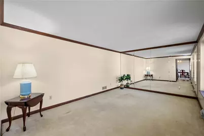 5513 Claytonia Dr, Bethel Park, PA 15102 - Photo 8